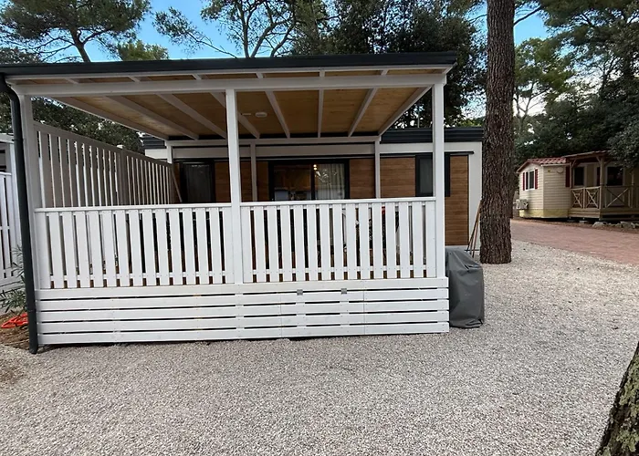 Mobile Homes Eva Kamp