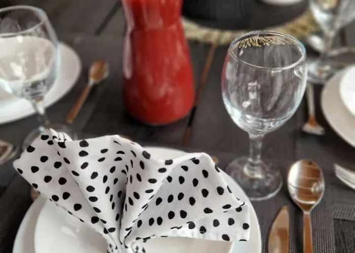 Mobile Homes Eva Kamp